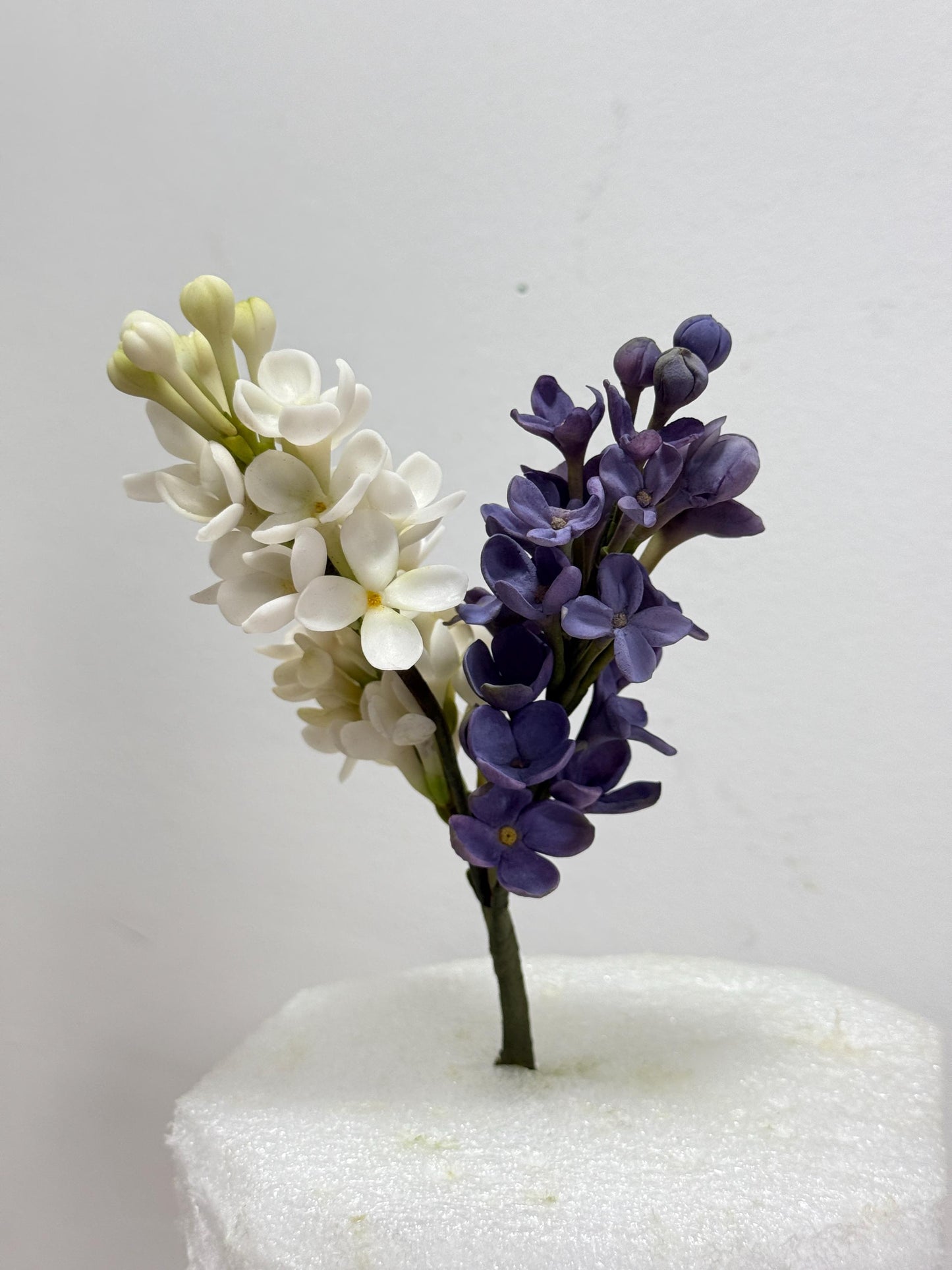 Edible Handmade Lilac Flowers Cake Toppers /Flexible Paste/gumpaste/ Fondant/ Birthday Wedding Cake decoration/sugar Flowers Decorations