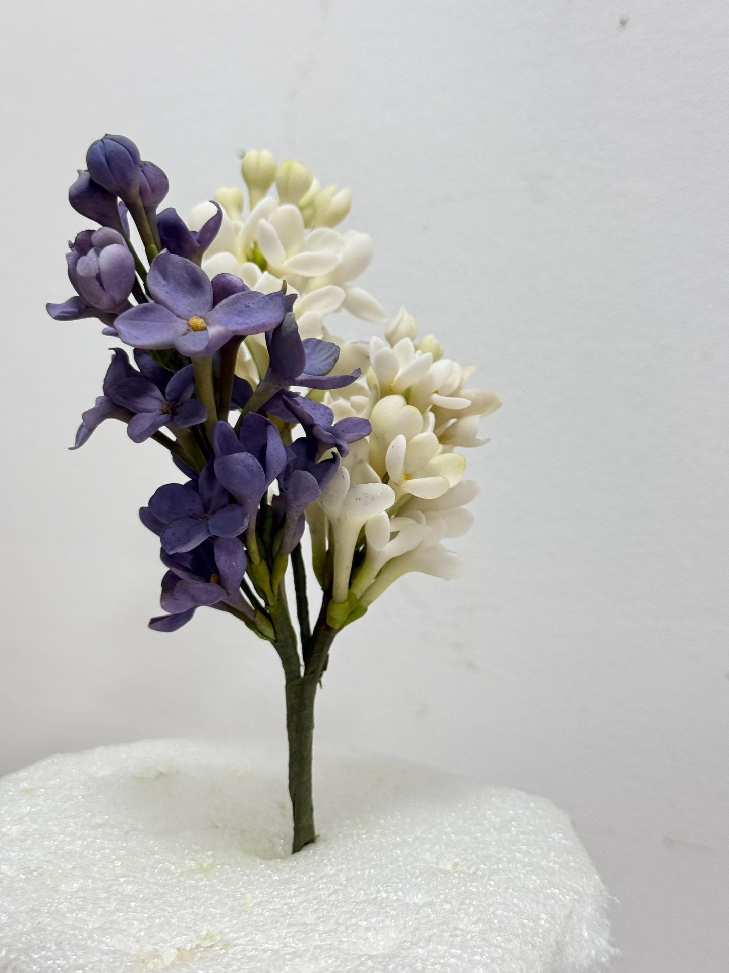 Edible Handmade Lilac Flowers Cake Toppers /Flexible Paste/gumpaste/ Fondant/ Birthday Wedding Cake decoration/sugar Flowers Decorations