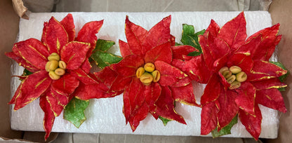 Edible Wafer Paper Poinsettia: Vegan Christmas Cake Topper