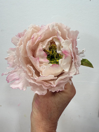 Realistic Flexible Sugar Paste Peony, Realistic Gumpaste Cake Decorations |  Ruffled Peony | Wedding Cake