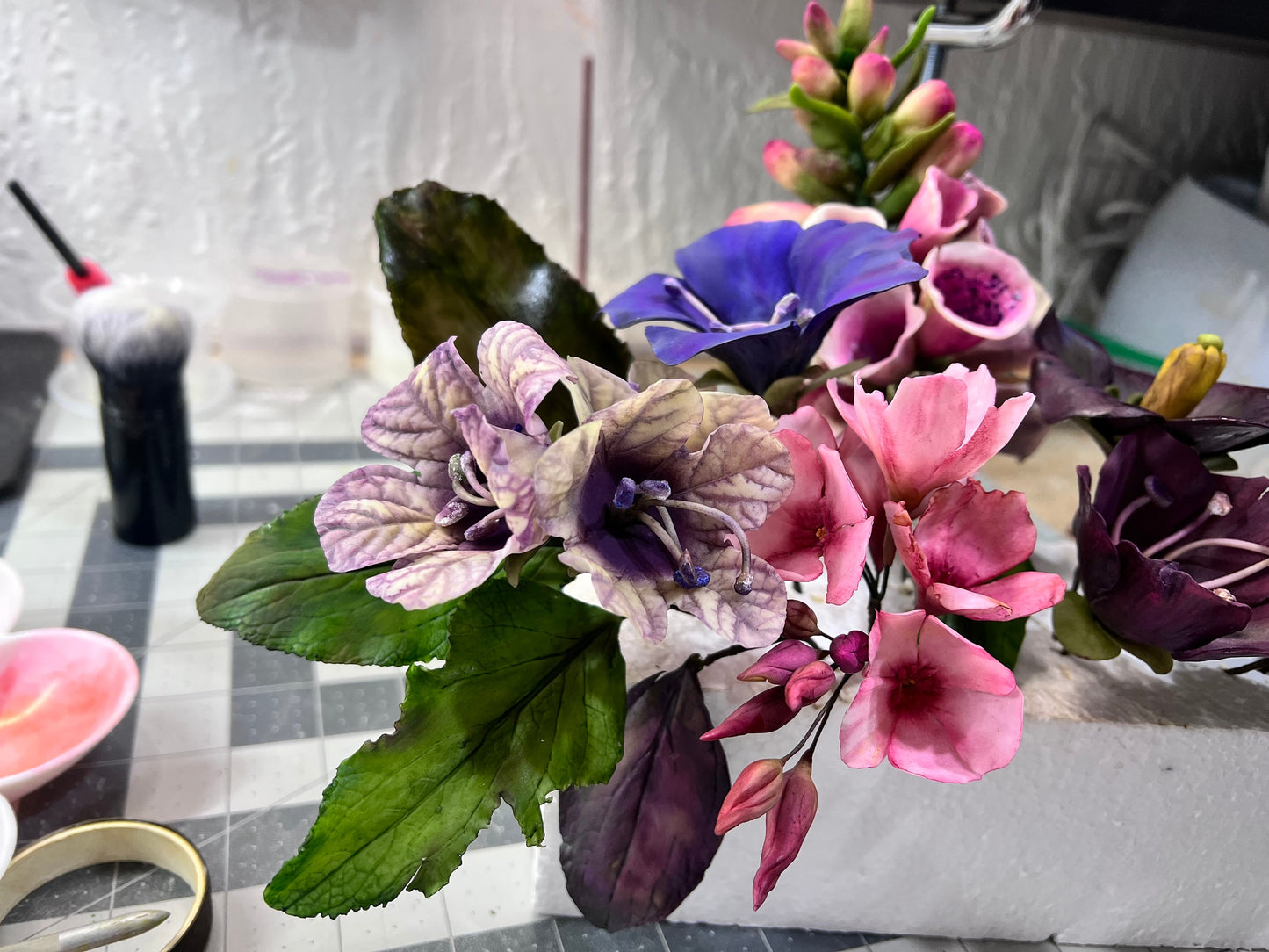 Handmade Edible Henbane Cake Flowers: Flexible Paste Wedding Topper