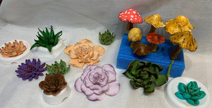 Edible Succulent Cake Toppers: Gum Paste Flowers, Wedding Cake Decorations