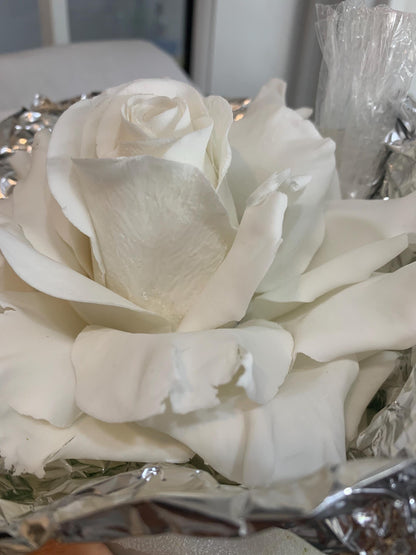 Edible Circus Roses  Cake Topper, Flexible Paste for  Wedding cakes, Birthdays or any Cake Decorations. NONBREAKABLE,  Save to be shipped