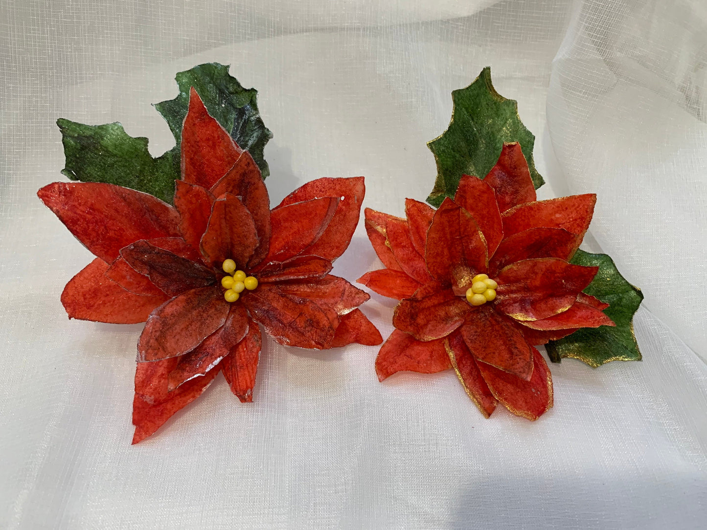 Edible Wafer Paper Poinsettia: Vegan Christmas Cake Topper