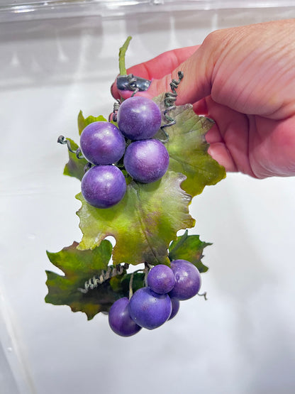 Realistic Gum Paste Grape Cake Topper: Edible Wedding Decoration