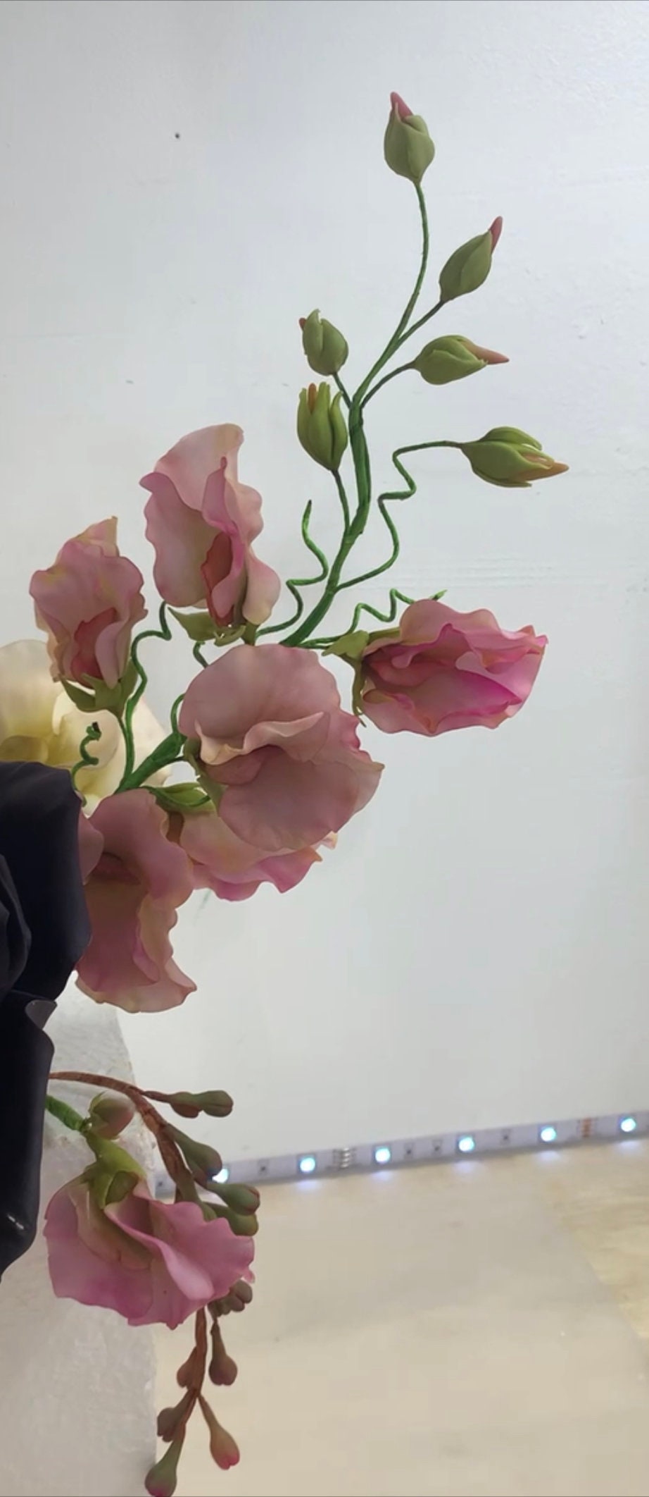 Edible Sugar Flower Cake Topper: Roses, Sweet Peas, Flexible Paste