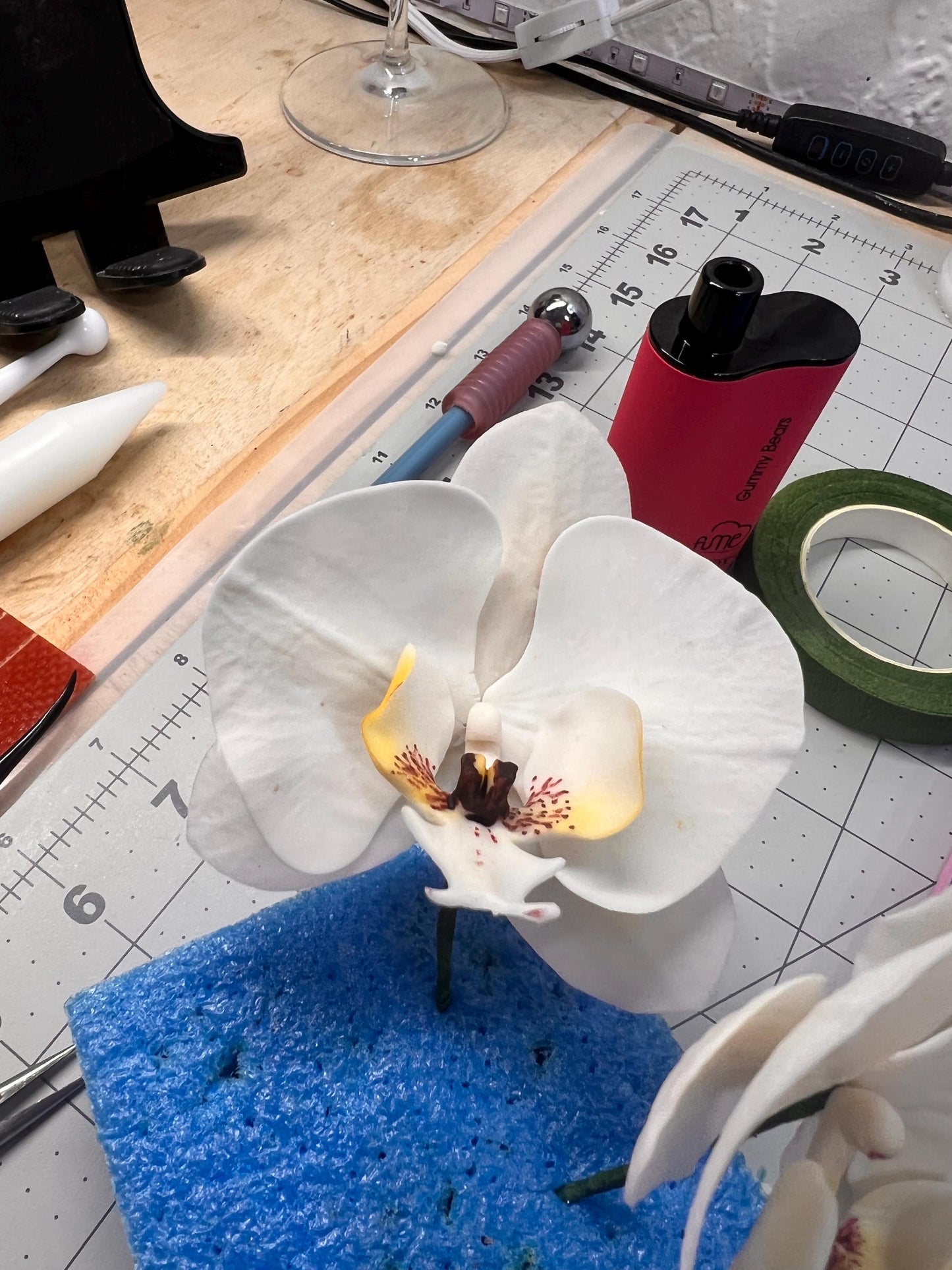 Edible White Orchids Branch Cake Topper, Flexible Vegan Paste Custom Flowers, for Wedding or Birthdays