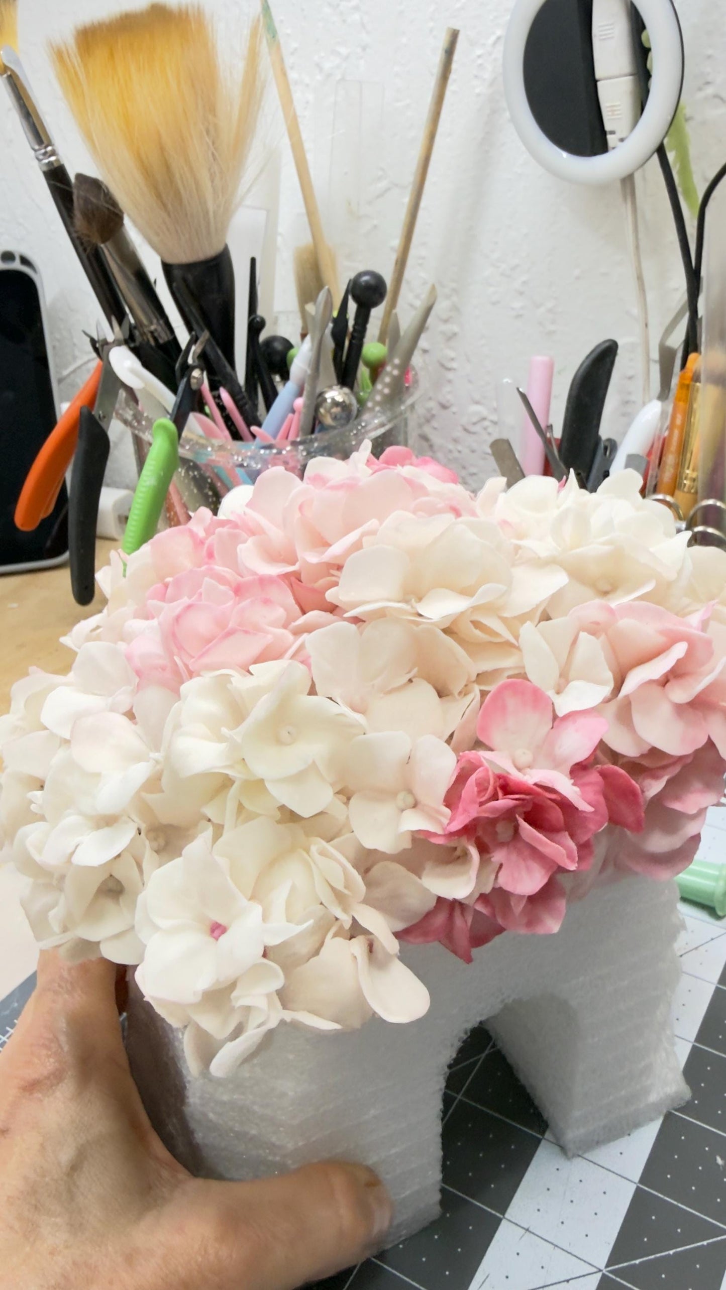 Sugar Hydrangeas bunches Cake Topper, Handmade Gum Paste Flower, Wedding Cake Decoration, Realistic Sugar Flower, Flexible Sugar Flower