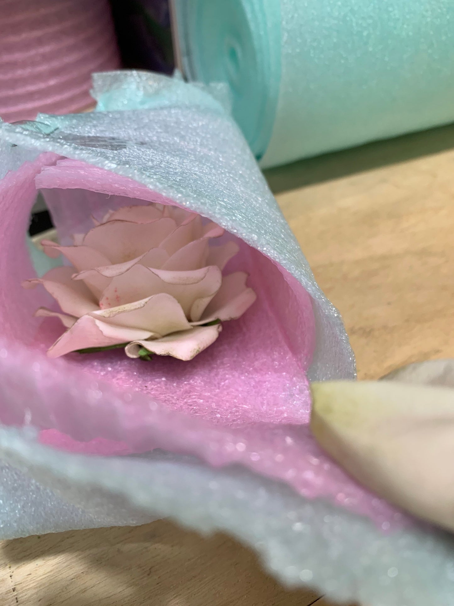 Edible Sugar Flower Cake Topper: Rose, Peony & Leaves Arrangement