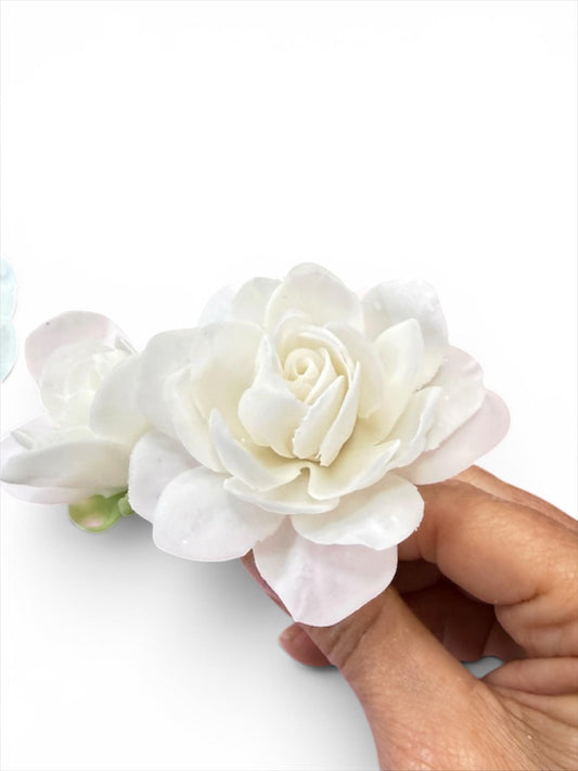 Edible Gardenia Sugar Flower Cake Topper | Handmade Flexible & Durable Flower | Realistic Wedding Cake Decoration | Safe for Shipping