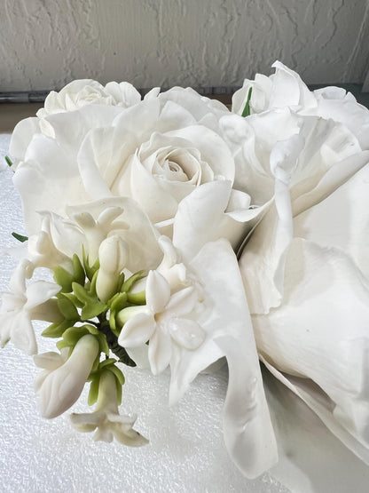 Edible White Sugar Roses Cake Topper: Flexible Paste Wedding Cake Decoration