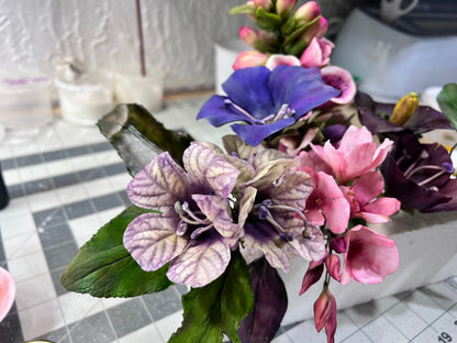 Handmade Edible Mandrake flower Set, Realistic, flexible paste, Edible, Gumepaste Cake Topper, Wedding Cake Flowers, Fondant Adelfas flores
