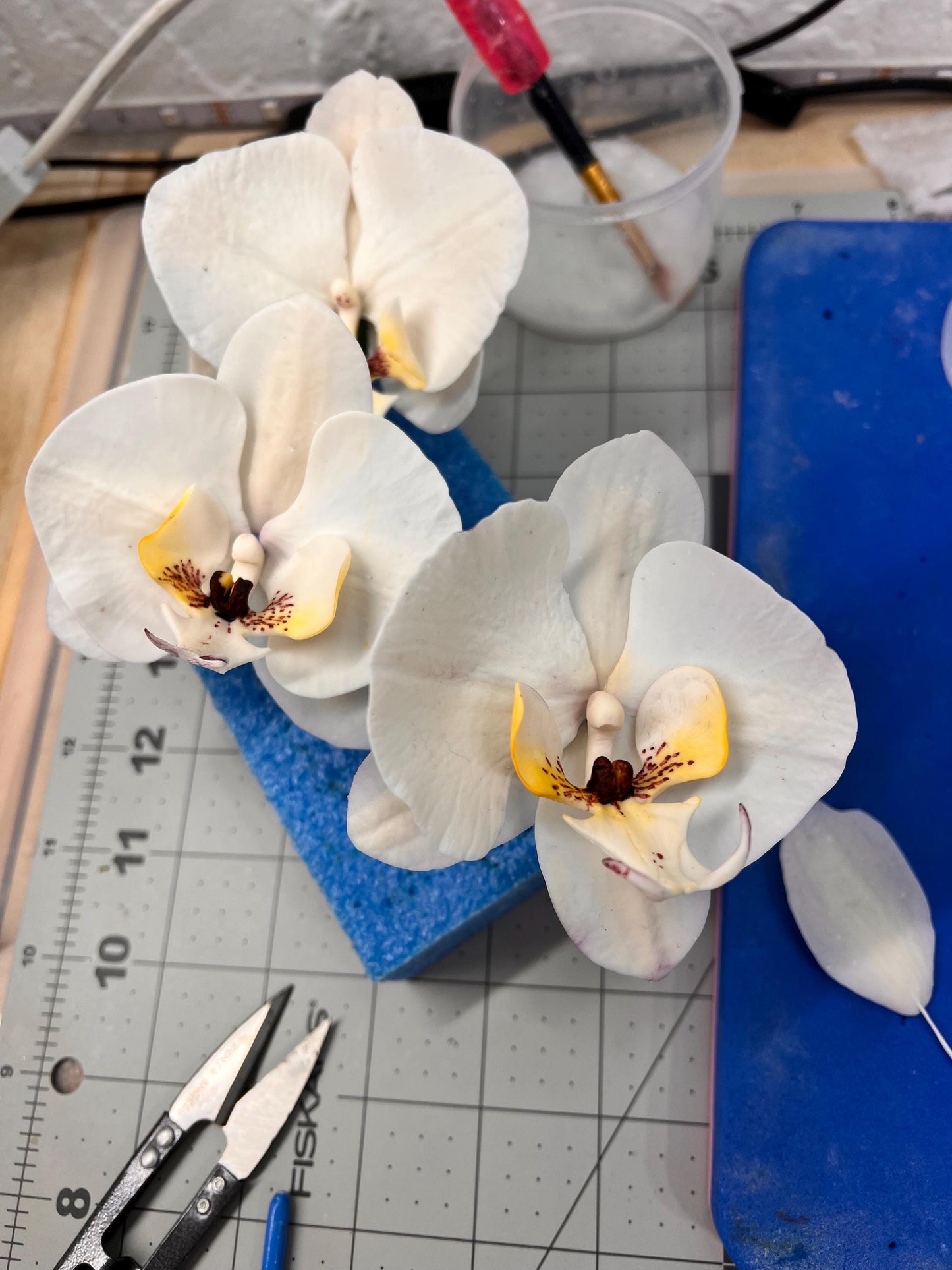 Edible White Orchids Branch Cake Topper, Flexible Vegan Paste Custom Flowers, for Wedding or Birthdays